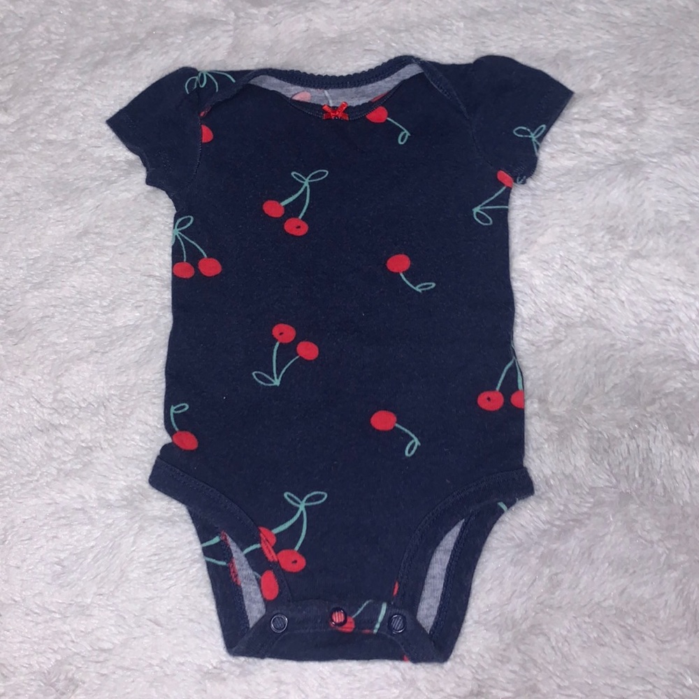 (3 for $10) Carter’s cherry bodysuit 3 month baby girl 🍒
